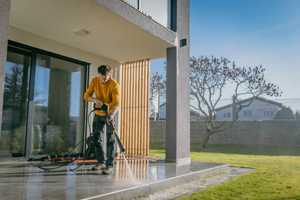 Best Patio and Deck Pressure Washing  in Urbandale, IA